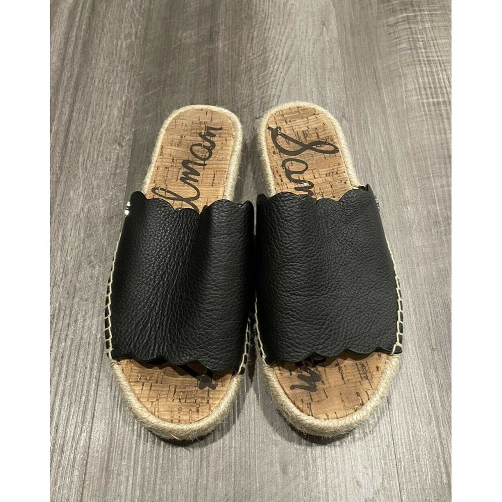 Sam Edelman Scallop Andy Pebbled Leather Black Sandals Size 6.5 Slip On Shoes